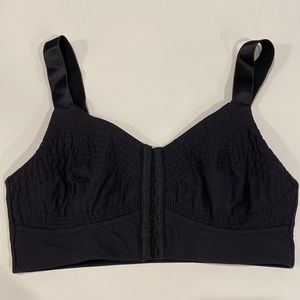 Fabletics Black Low Impact Front Clasp Workout Black Bra Sz Small